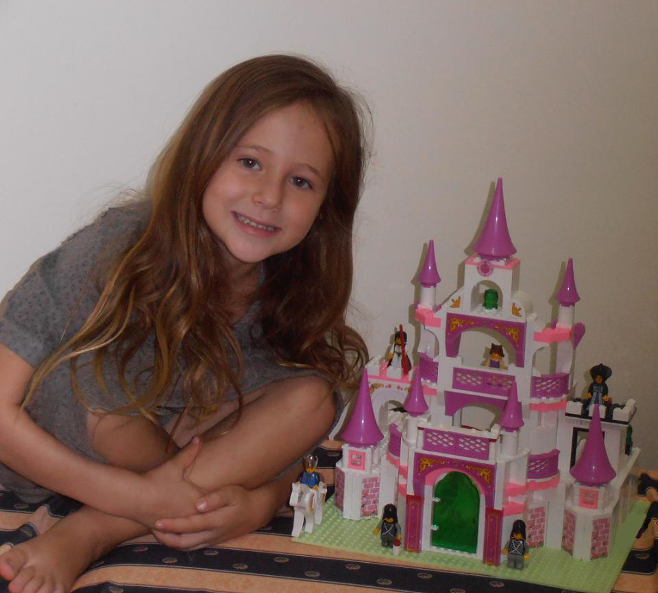 aya_and_castle_no_date.jpg